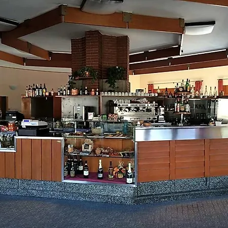 Aurora Hotell *