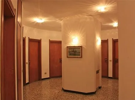 Hotell Aurora Colico