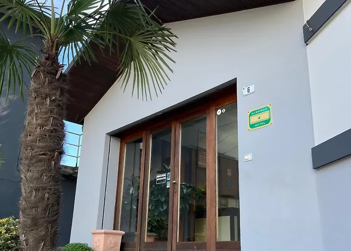 Ξενοδοχείο Aurora