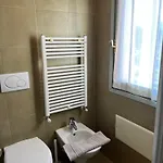Aurora Hotel