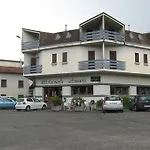 Hotel Aurora *
